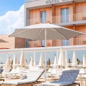 Capanni 3* Bellaria-Igea Marina