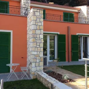 casaluna.hotelitalianriviera.com/